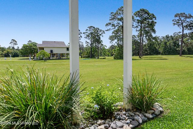 334 Lemoyne Road, Pass Christian, MS 39571