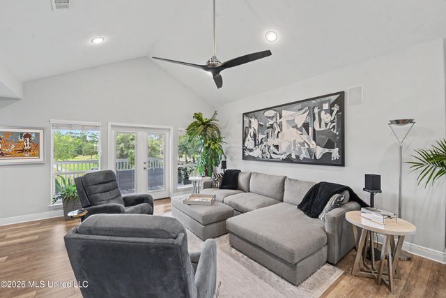 334 Lemoyne Road, Pass Christian, MS 39571