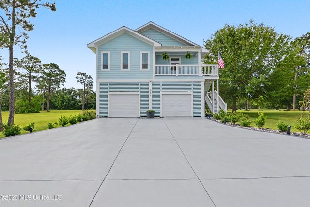 334 Lemoyne Road, Pass Christian, MS 39571