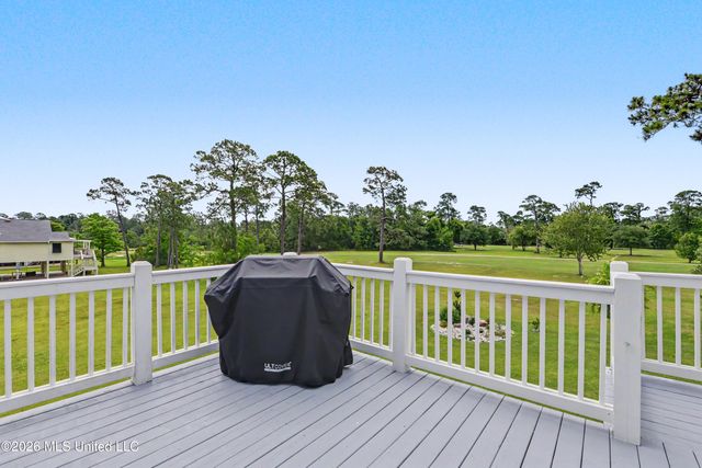 334 Lemoyne Road, Pass Christian, MS 39571