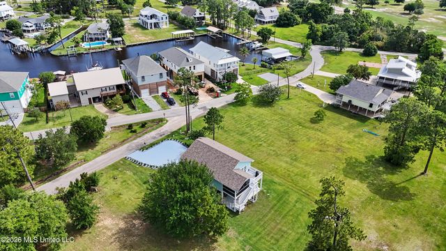 334 Lemoyne Road, Pass Christian, MS 39571