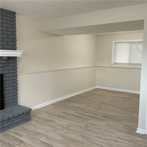 541 Howells Court, Eastlake, OH 44095