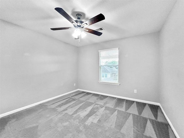 10006 Wood Leaf Court, Baytown, TX 77521