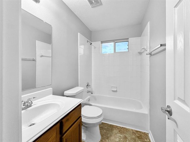 10006 Wood Leaf Court, Baytown, TX 77521