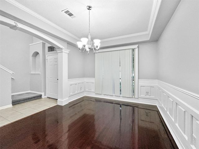 10006 Wood Leaf Court, Baytown, TX 77521