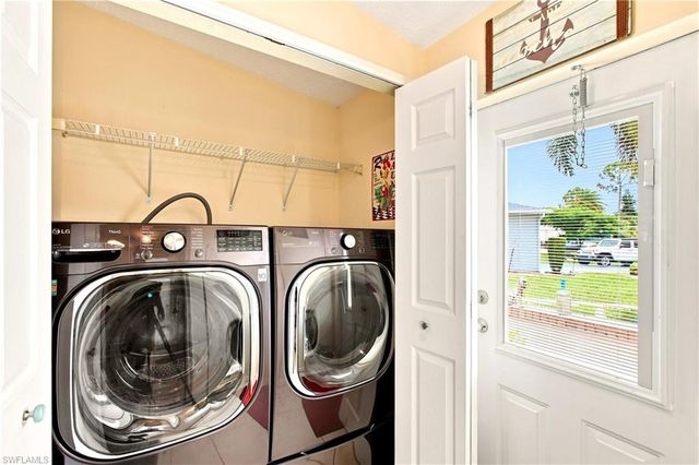 19813 Eagle Trace CT, North Fort Myers, FL 33903