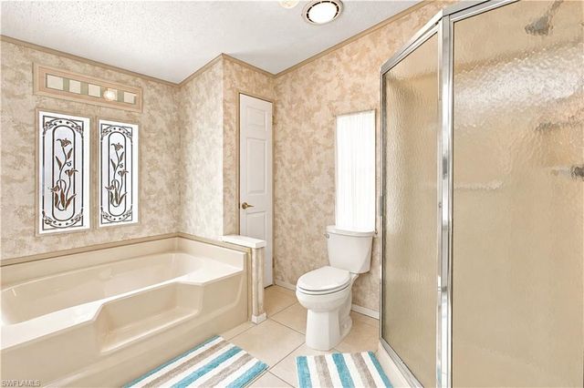 19813 Eagle Trace CT, North Fort Myers, FL 33903