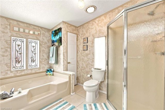 19813 Eagle Trace CT, North Fort Myers, FL 33903