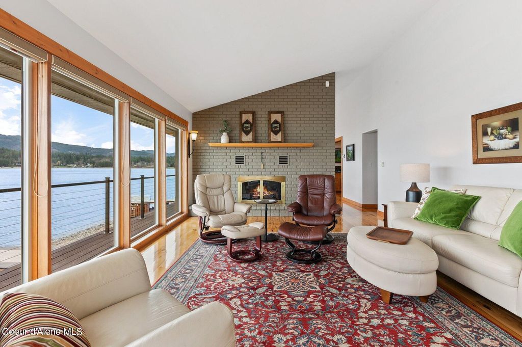 2537 Lakeshore Dr, Sagle, ID 83860 photo 18