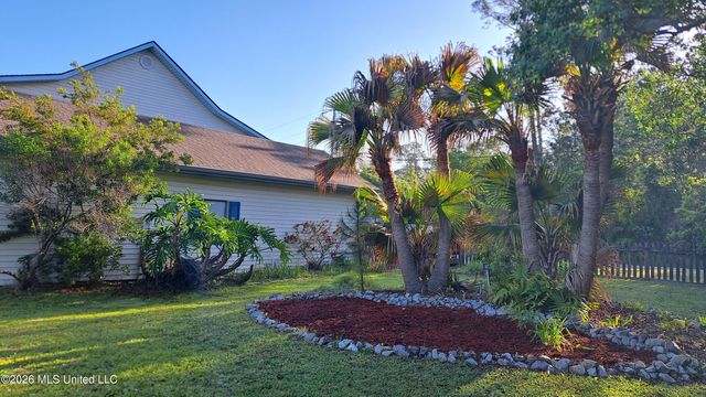 10035 Avenue D, Bay Saint Louis, MS 39520