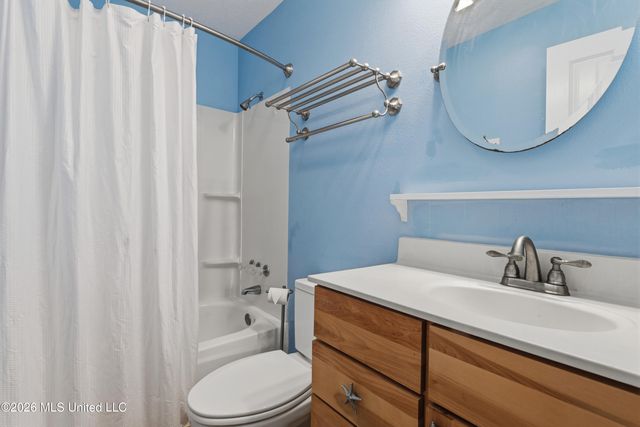 10035 Avenue D, Bay Saint Louis, MS 39520