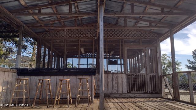 10035 Avenue D, Bay Saint Louis, MS 39520