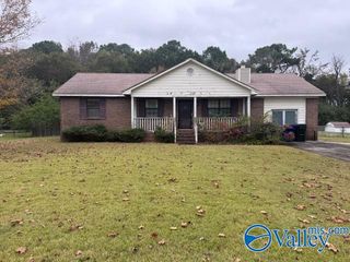 145 Colby Drive, Huntsville, AL 35811