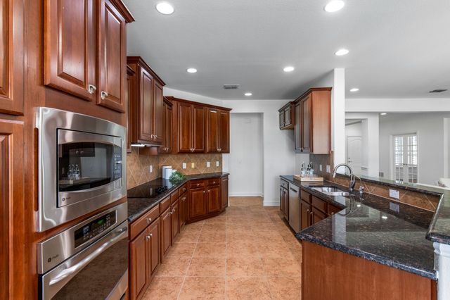 6422 Bushwoods Drive, Frisco, TX 75036