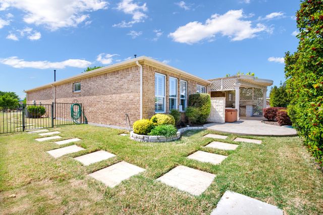 6422 Bushwoods Drive, Frisco, TX 75036