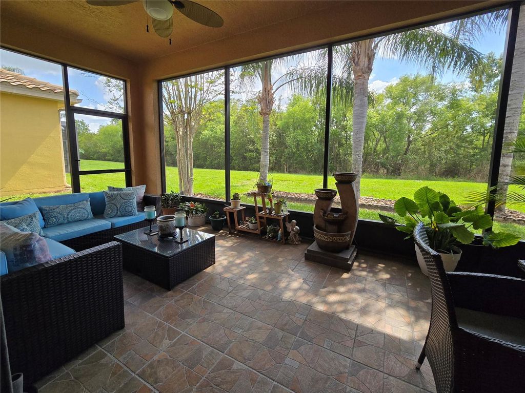 Image 25 of property listing at 280 INDIAN WELLS AVENUE, Kissimmee, FL 34759