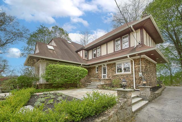 13 Chadwick Road, White Plains, NY 10604