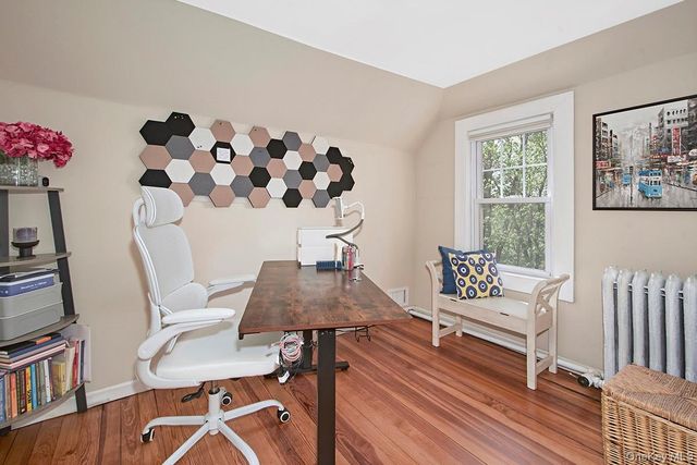 13 Chadwick Road, White Plains, NY 10604