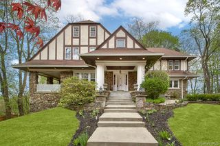 13 Chadwick Road, White Plains, NY 10604