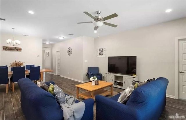 6336 Cascada Bend Road, Mcallen, TX 78504