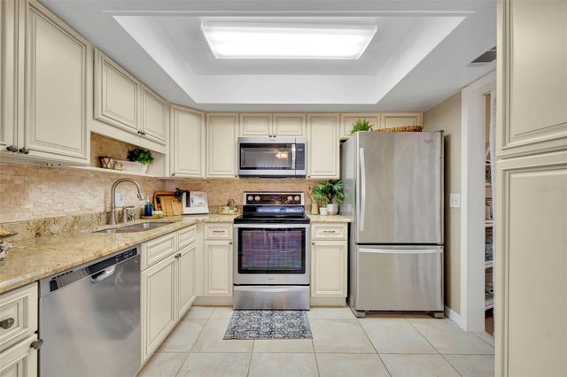 824 FRUITLAND DRIVE, Deltona, FL 32725