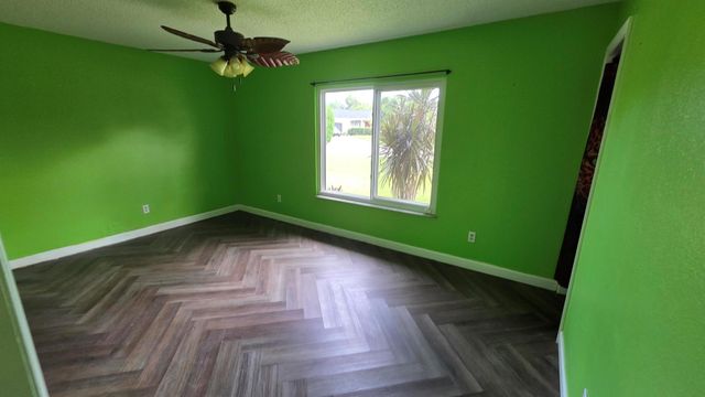 2209 SE E Dunbrooke Circle, Port St Lucie, FL 34952