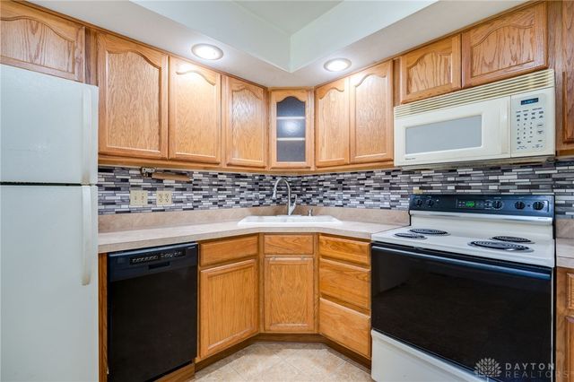4426 Knob Hill Drive, Bellbrook, OH 45305