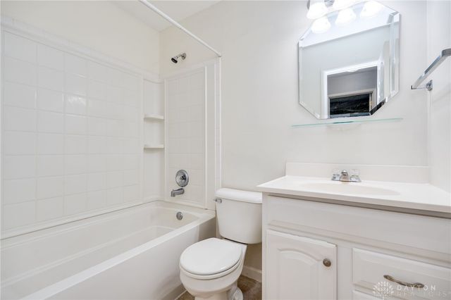 4426 Knob Hill Drive, Bellbrook, OH 45305