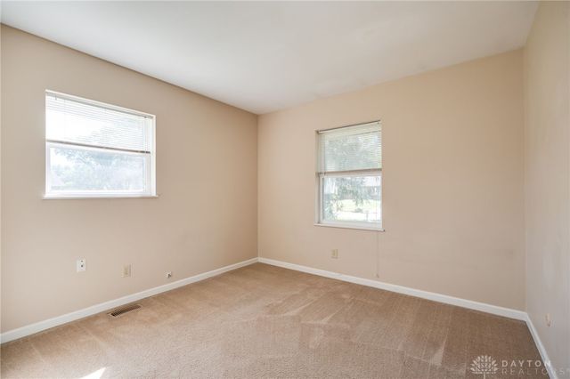4426 Knob Hill Drive, Bellbrook, OH 45305