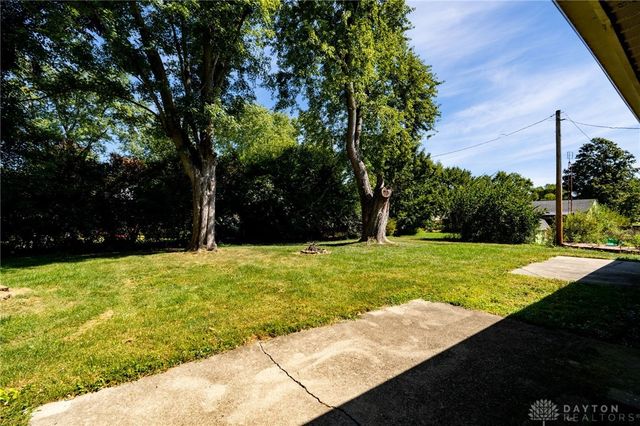 4426 Knob Hill Drive, Bellbrook, OH 45305