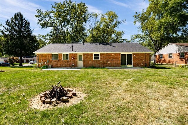 4426 Knob Hill Drive, Bellbrook, OH 45305