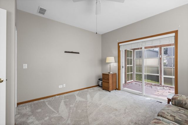 2905 Buckskin Lane, Grayslake, IL 60030