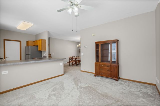 2905 Buckskin Lane, Grayslake, IL 60030