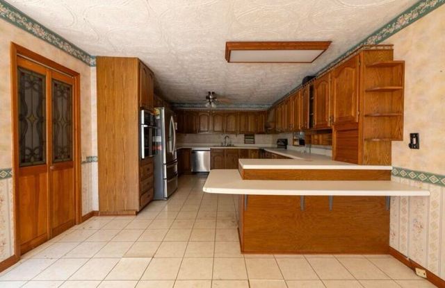 939 Right Fork Island Creek Road, Pikeville, KY 41501