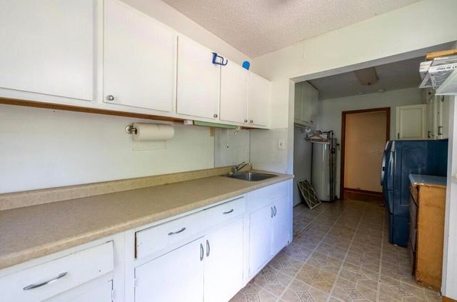 939 Right Fork Island Creek Road, Pikeville, KY 41501