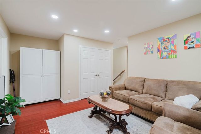 13714 Deane Lane, Sylmar, CA 91342