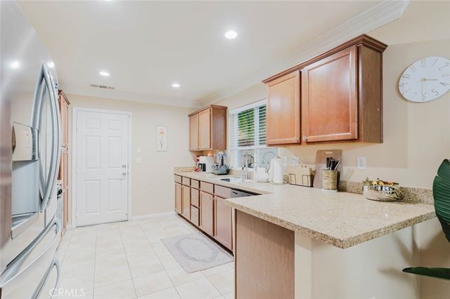 13714 Deane Lane, Sylmar, CA 91342