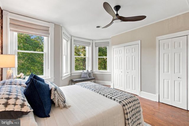 925 SOUTH CAROLINA AVE SE, Washington, DC 20003