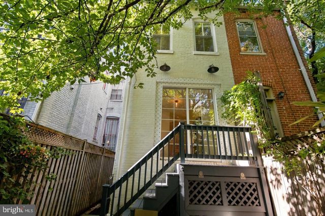 925 SOUTH CAROLINA AVE SE, Washington, DC 20003