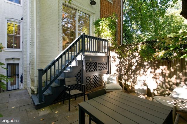 925 SOUTH CAROLINA AVE SE, Washington, DC 20003