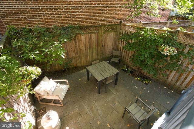 925 SOUTH CAROLINA AVE SE, Washington, DC 20003