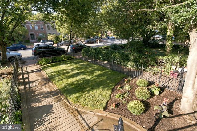 925 SOUTH CAROLINA AVE SE, Washington, DC 20003