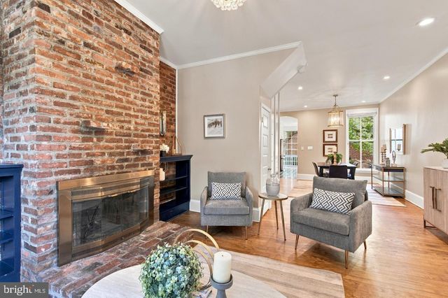925 SOUTH CAROLINA AVE SE, Washington, DC 20003
