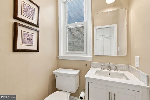 925 SOUTH CAROLINA AVE SE, Washington, DC 20003