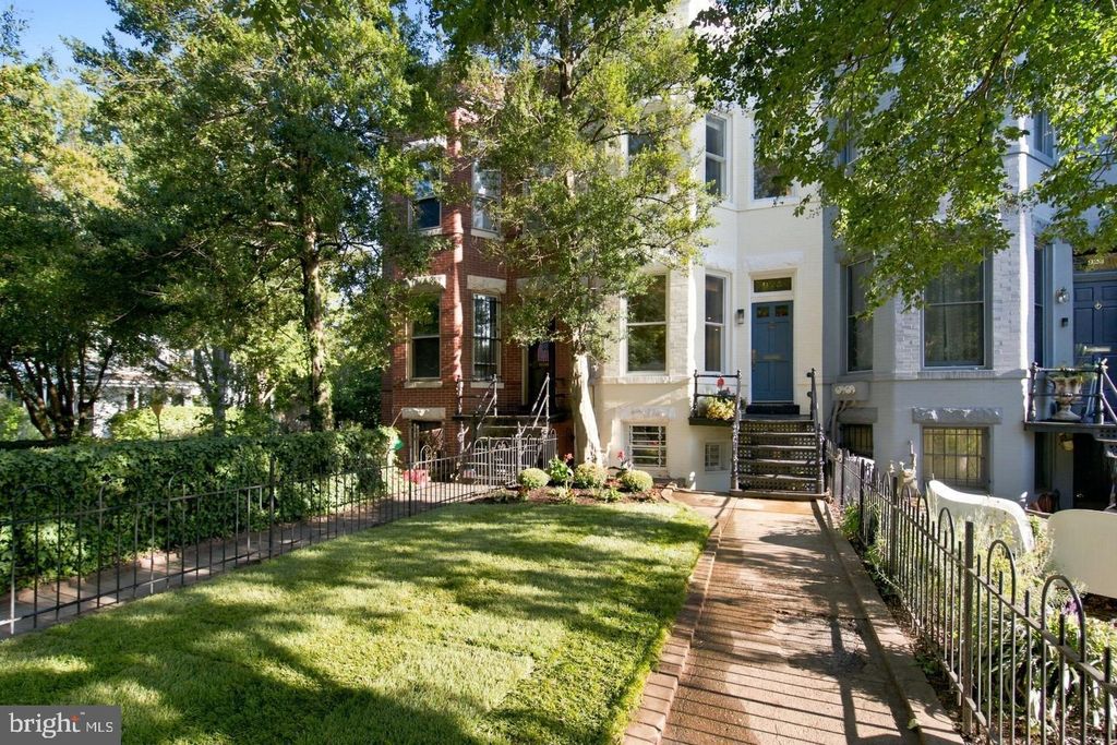 925 SOUTH CAROLINA AVE SE, Washington, DC 20003