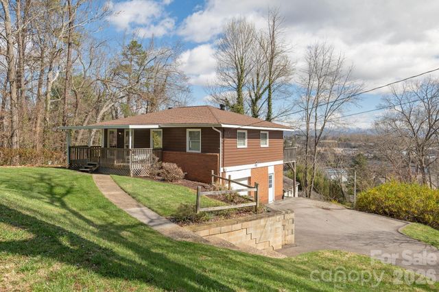 89 Stradley Mountain Road, Asheville, NC 28806