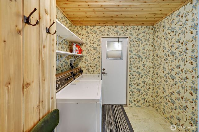 170 Cirque Drive, Brinnon, WA 98320