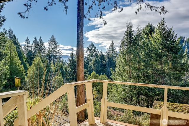 170 Cirque Drive, Brinnon, WA 98320