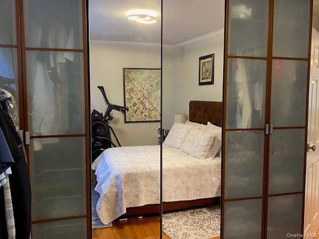255-21 74th Avenue H-1, Glen Oaks, NY 11004