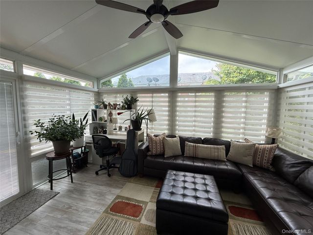 255-21 74th Avenue H-1, Glen Oaks, NY 11004